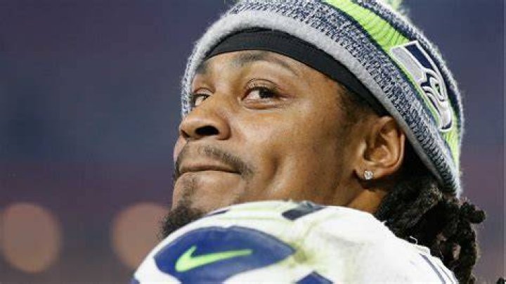 Seahawks, Marshawn Lynch jokes fly after U.S. senator says 'we're on