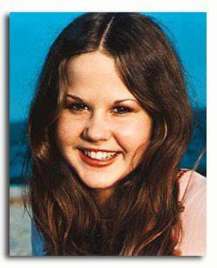 (SS3236324) Movie picture of Linda Blair buy celebrity photos and
