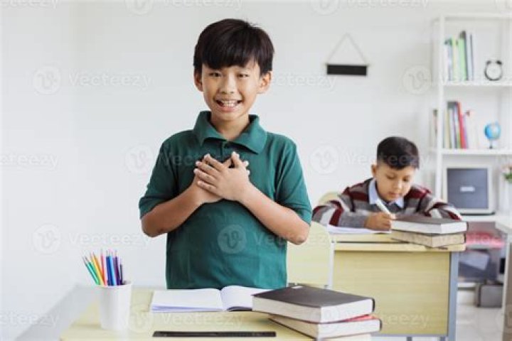 Student stands up to teachers no bathroom policy 9Honey