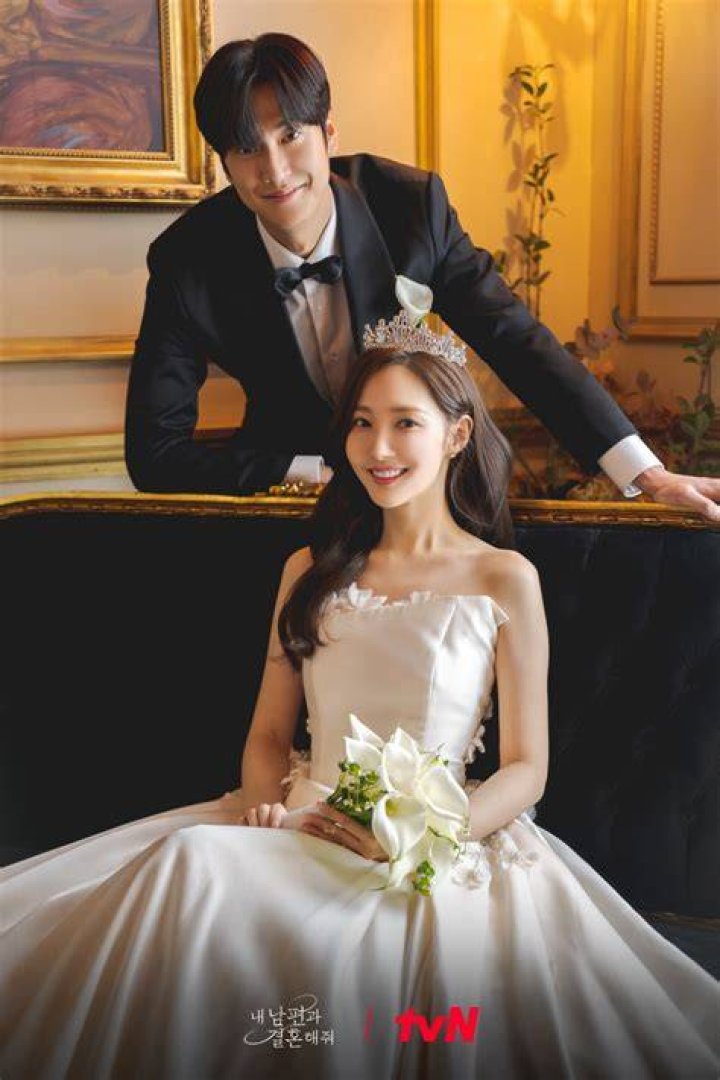 tvN unveils stunning wedding photos of Kim Soo Hyun and Kim Ji Won for