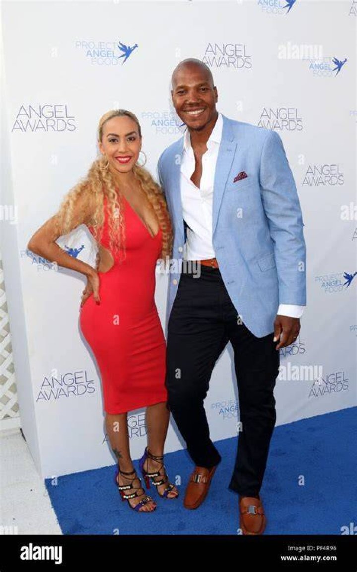 Who Is Danielle Keys? Isaac Keys Wife Age Gap Wedding, Baby And Net Worth