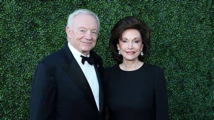 Who was Jones wife when he died? Know all About His Wife The
