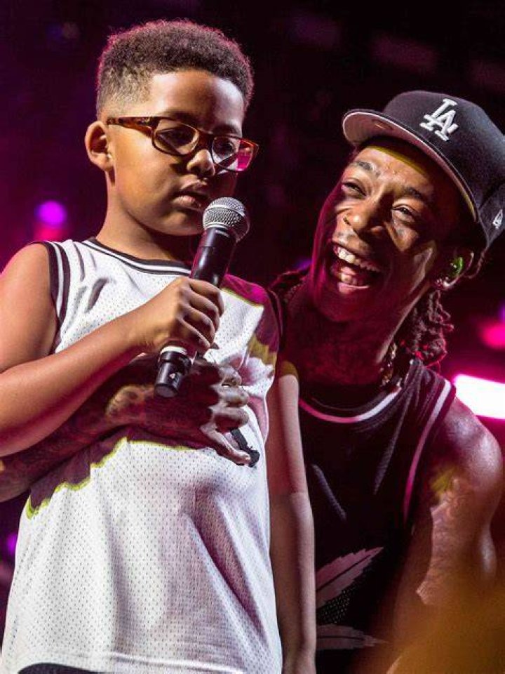 Wiz Khalifa&acirc;&euro;&trade;s 4YearOld Son Sings Chicago&acirc;&euro;&trade;s 'Hard to Say I&acirc;&euro;&trade;m