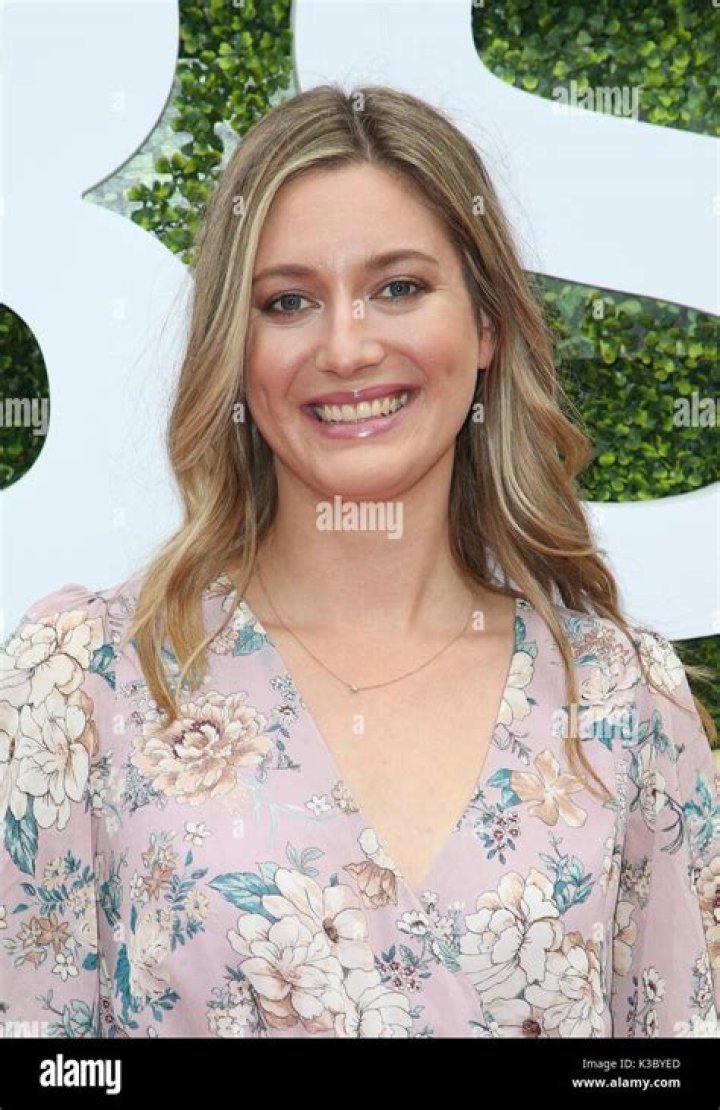Zoe Perry 2017 CBS Television Studios Summer Soiree TCA Party 05
